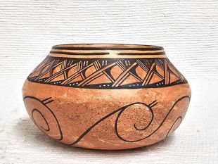 Native American Hopi Handbuilt and Handpainted Bowl 