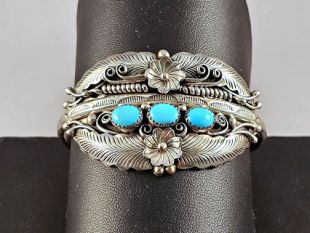 Native American Navajo Made Cuff Bracelet with Turquoise