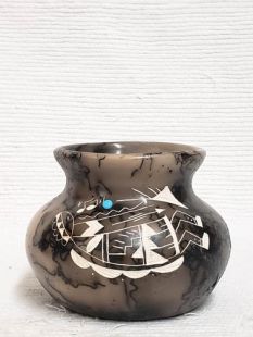 Scalloped Horsehair Vase - Horsehair CeramicsPottery Ceramics - Native Arts  For the Home