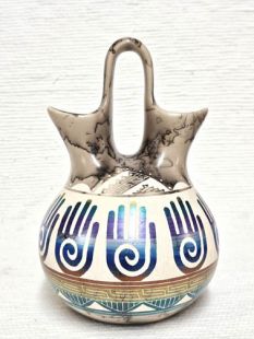 Native American Navajo Fine Etched Horsehair Wedding Vase with Healing Hands