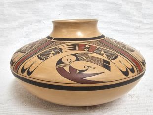 Native American Hopi Handbuilt and Handpainted Pot