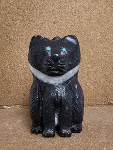 Zuni Carved Cat Fetish