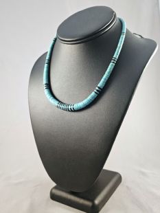 Native American Santo Domingo Made Turquoise and Jet Necklace 