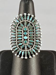 Vintage Native American Zuni Made Blossom Ring with Turquoise