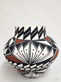 Native American Acoma Handpainted Traditional Pot