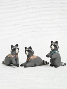 Animals--Mata Ortiz Handbuilt and Handpainted Raccoons