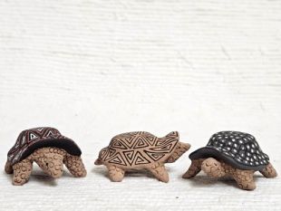 Animals--Mata Ortiz Handbuilt and Handpainted Turtles