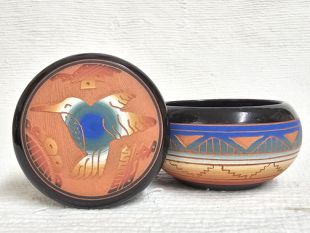 Native American Navajo Red Clay Small Round Jewelry Box with Hummingbird