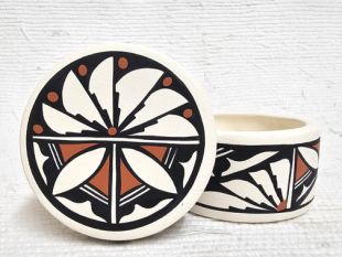 Native American Acoma Made Ceramic Jewelry Box 